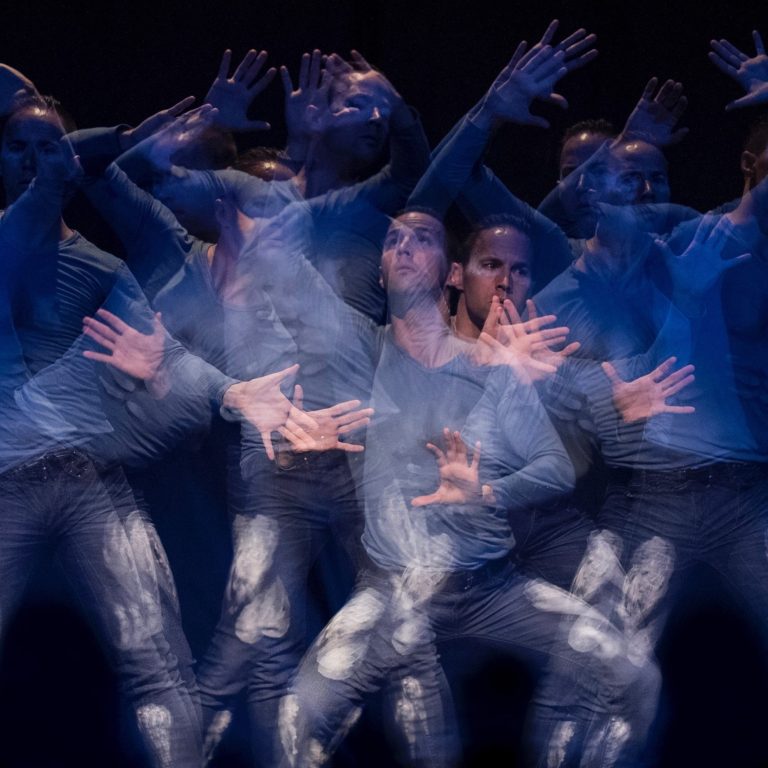 mime wall physical illusion